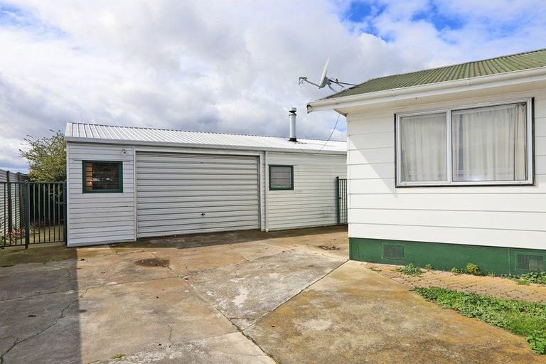 Photo of property in 16 Weddell Street, Flaxmere, Hastings, 4120