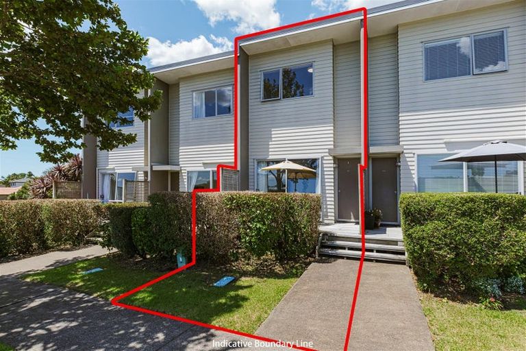 Photo of property in 61/7 Kelvin Hart Drive, East Tamaki, Auckland, 2013