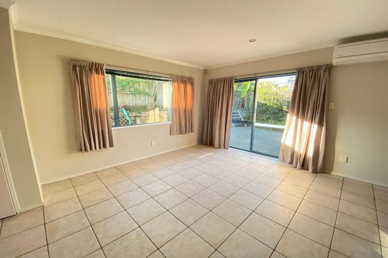 Photo of property in 30 Coventry Way, Long Bay, Auckland, 0630