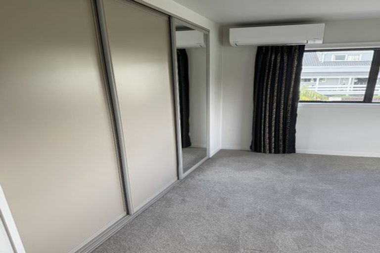 Photo of property in 20 Widmore Drive, Massey, Auckland, 0614