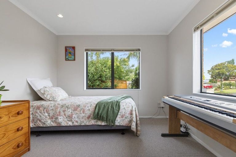 Photo of property in 7 Halstead Place, Huntington Park, Auckland, 2013