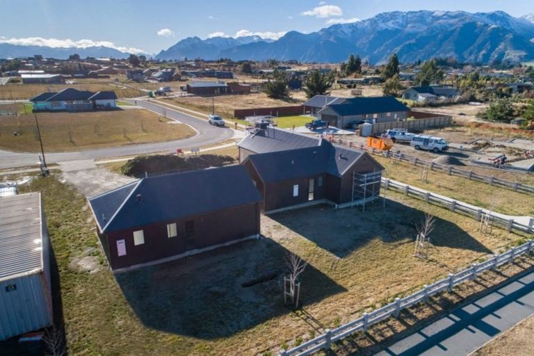 Photo of property in 27 Dingle Street, Lake Hawea, Wanaka, 9382