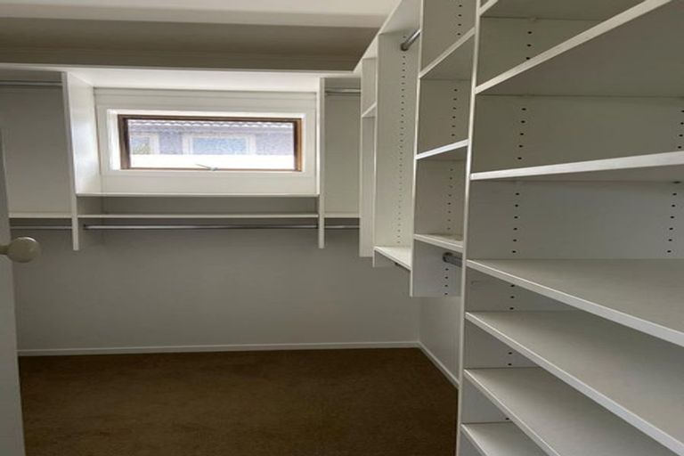 Photo of property in 2/43 Eastcliffe Road, Castor Bay, Auckland, 0620