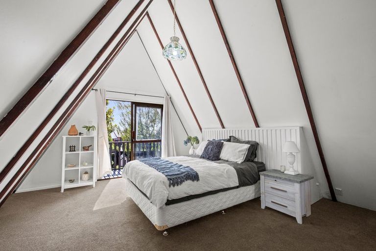 Photo of property in 6a Hurst Place, Parklands, Christchurch, 8083