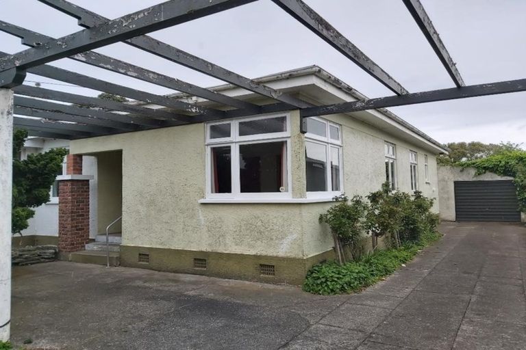 Photo of property in 31 Disraeli Street, Hawera, 4610