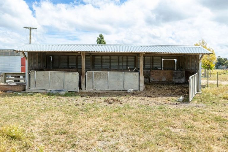 Photo of property in 77 Somerset Road, Clareville, Carterton, 5792