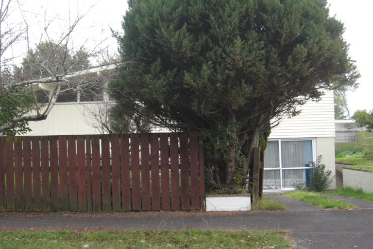 Photo of property in 1 Sheridan Street, Silverdale, Hamilton, 3216