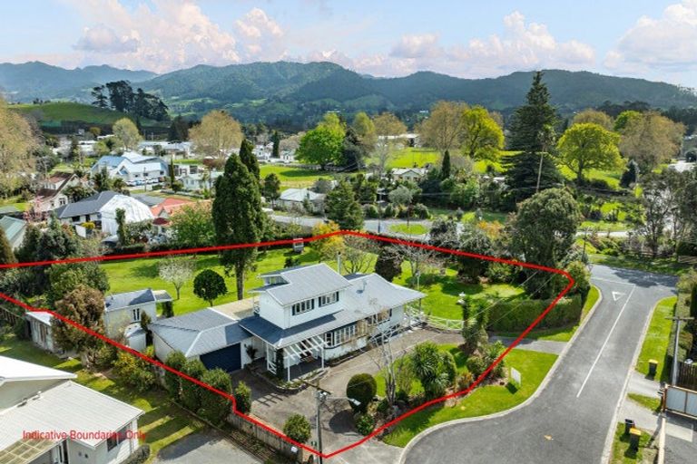 Photo of property in 4 Crossley Street, Katikati, 3129