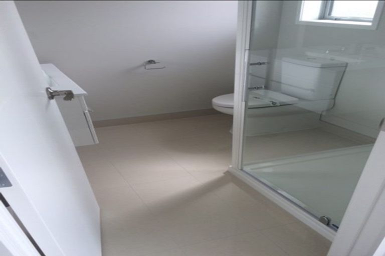 Photo of property in 60 Helenslee Road, Pokeno, 2402