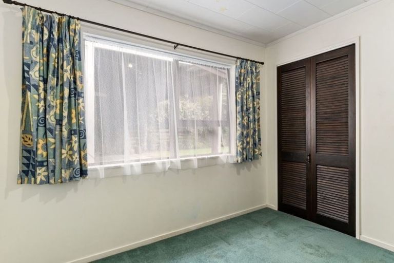 Photo of property in 6 Pioneer Grove, Silverstream, Upper Hutt, 5019