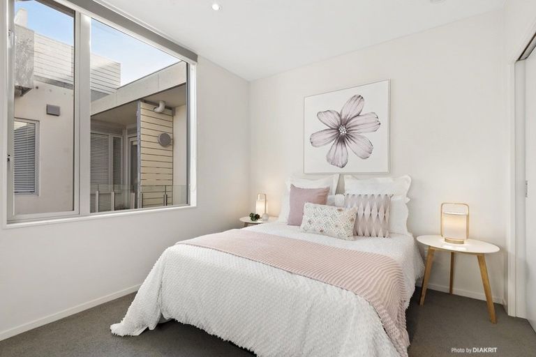 Photo of property in Trinity Apartments, 806/19 College Street, Te Aro, Wellington, 6011