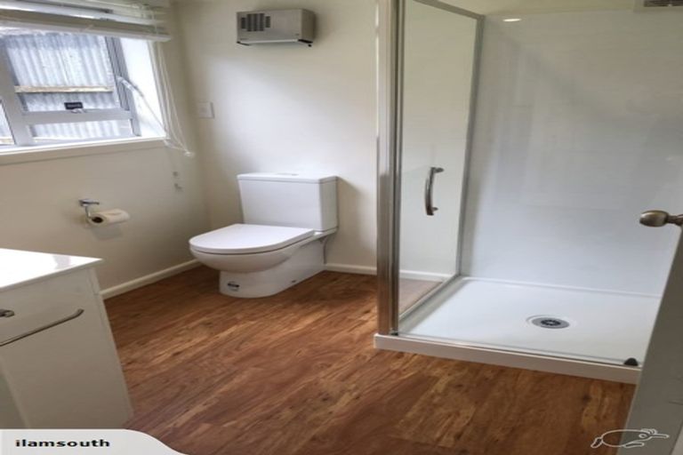 Photo of property in 124 Waimairi Road, Ilam, Christchurch, 8041