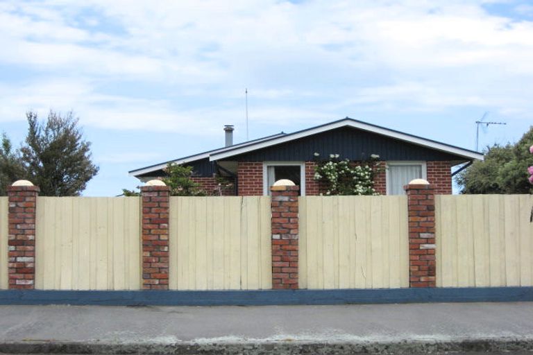 Photo of property in 62 Kinley Street, Rangiora, 7400