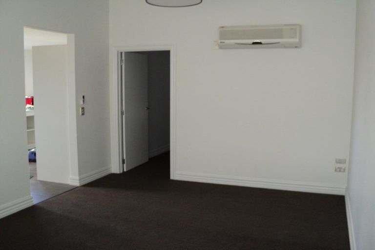Photo of property in 8a England Street, Phillipstown, Christchurch, 8011
