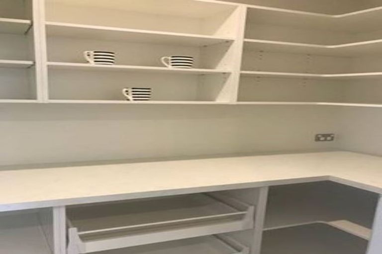 Photo of property in 14 Shillingford Boulevard, Rolleston, 7615