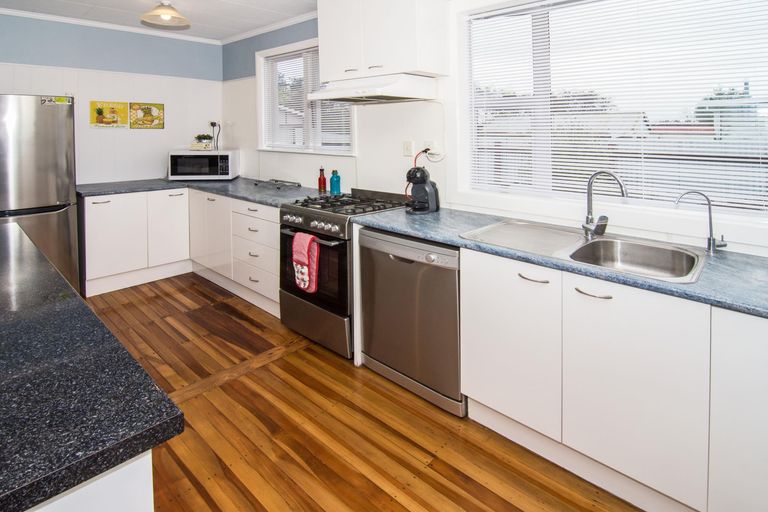 Photo of property in 62 Raglan Street, Lansdowne, Masterton, 5810