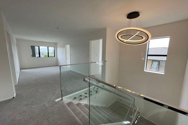 Photo of property in 36a Vodanovich Road, Te Atatu South, Auckland, 0610