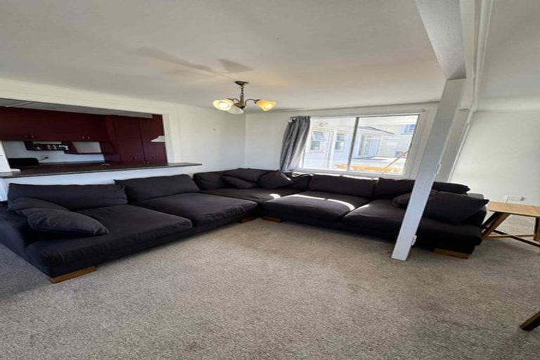 Photo of property in 36 Spur Grove, Titahi Bay, Porirua, 5022