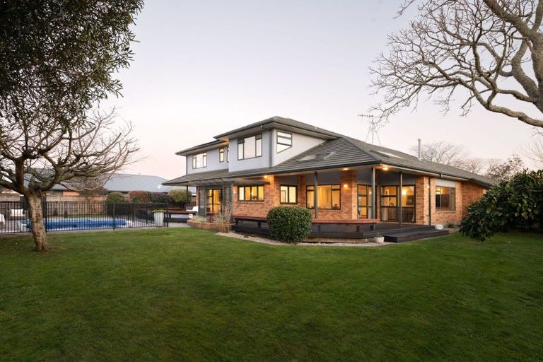 Photo of property in 51 Swayne Road, Cambridge, 3434