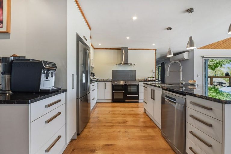 Photo of property in 34 Hepina Heights, Kinloch, Taupo, 3377