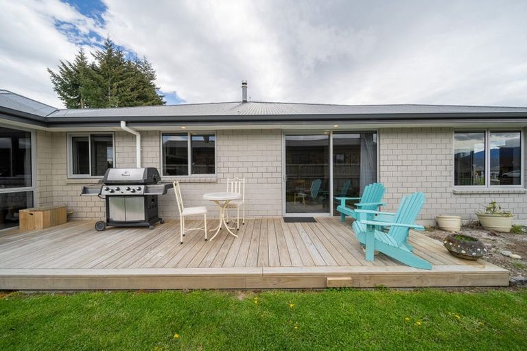 Photo of property in 61 Orbell Crescent, Te Anau, 9679