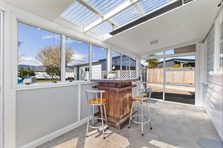 Photo of property in 7 Harlech Street, Levin, 5510