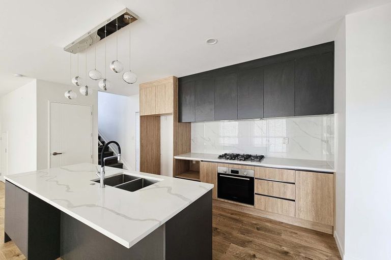 Photo of property in 23 Fredrick Hanson Road, Papakura, 2110