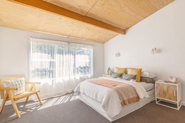 Photo of property in 6 Thorpe Street, Sumner, Christchurch, 8081