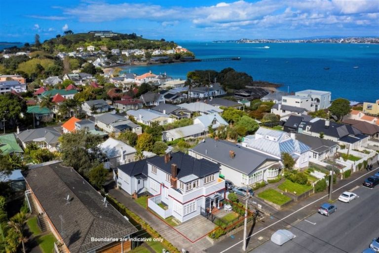 Photo of property in 1/12a Church Street, Devonport, Auckland, 0624