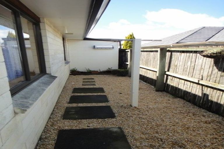 Photo of property in 2/56 Devon Street, Sydenham, Christchurch, 8023