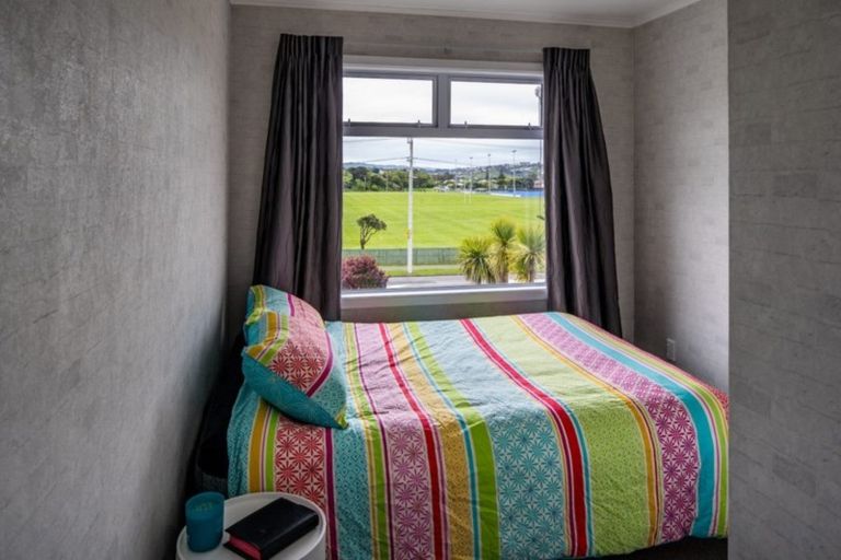 Photo of property in 2/11 Awarua Street, Elsdon, Porirua, 5022