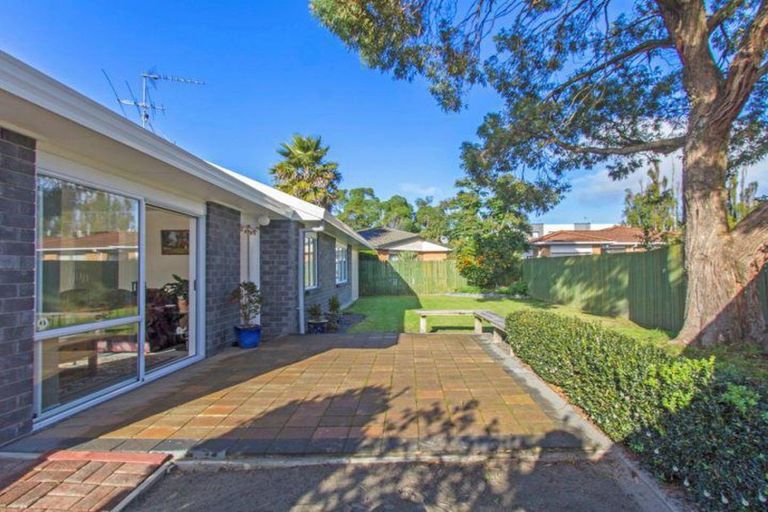 Photo of property in 34a Heathridge Place, Burswood, Auckland, 2013