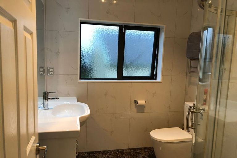 Photo of property in 79 Sunderlands Road, Half Moon Bay, Auckland, 2012