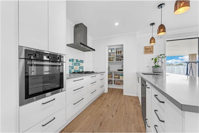 Photo of property in 27 Flannery Road, Pokeno, 2402