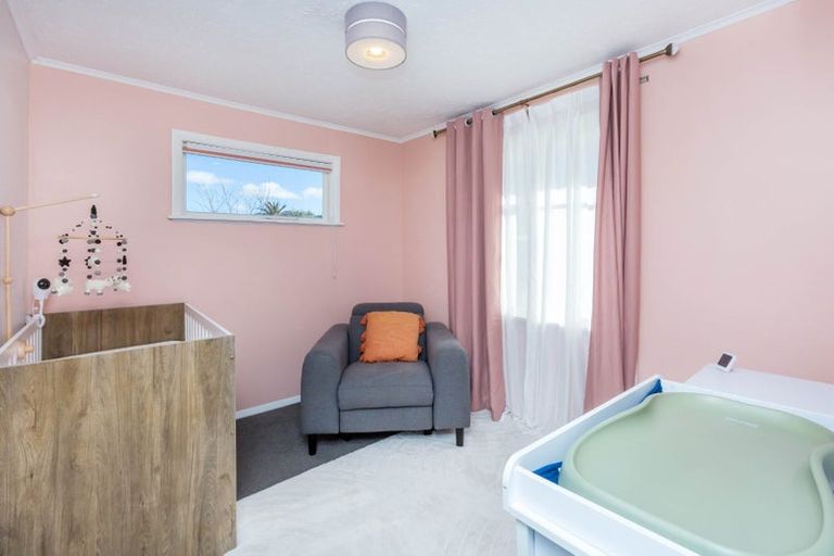 Photo of property in 19 Victoria Street, Ebdentown, Upper Hutt, 5018