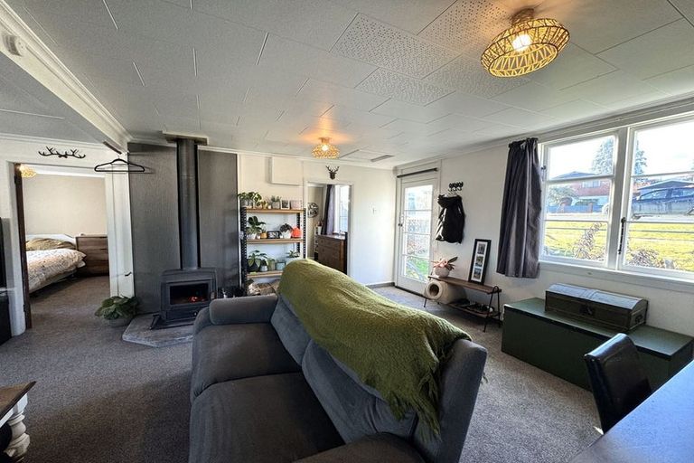 Photo of property in 59 Salcombe Street, Kaitangata, 9210