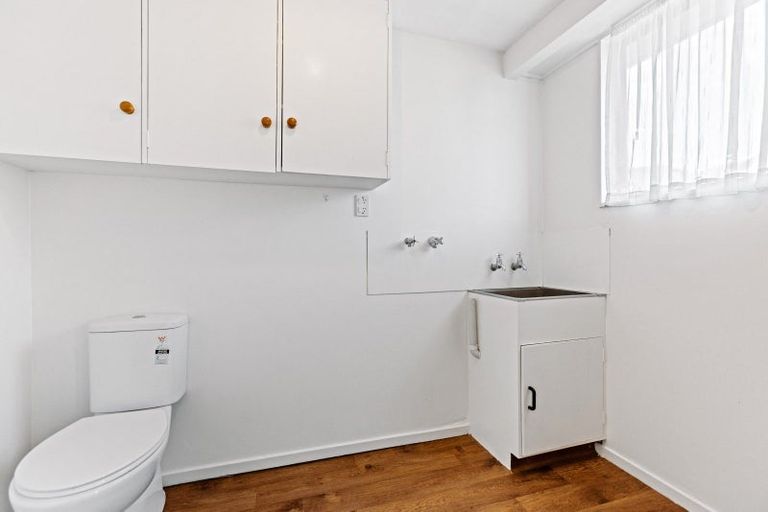 Photo of property in 17 Benmore Place, Omarama, 9412