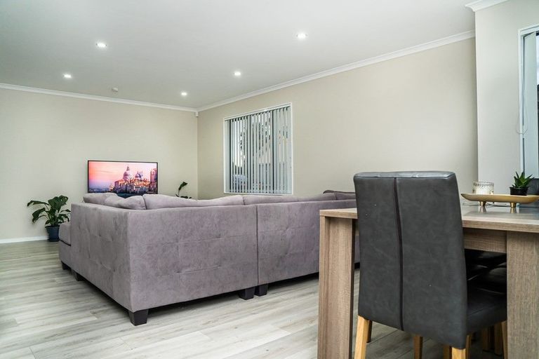 Photo of property in 47 Matata Drive, Takanini, 2112