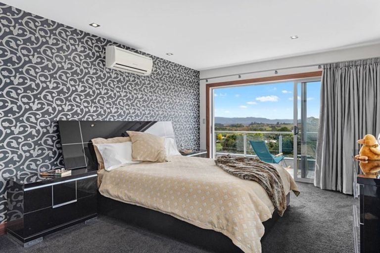 Photo of property in 17 Haden Place, Omokoroa, 3114