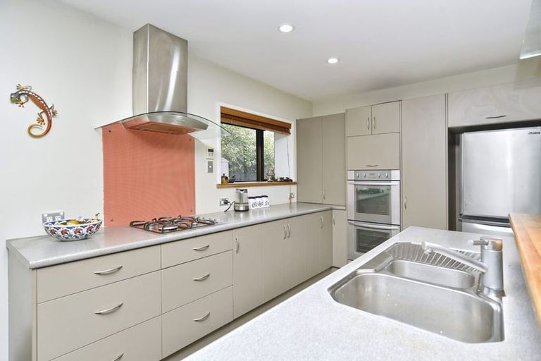 Photo of property in 33 Leverett Place, North New Brighton, Christchurch, 8083