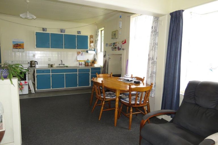 Photo of property in 10 Broadway, Reefton, 7830