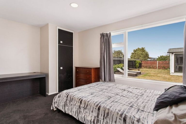 Photo of property in 66 Bickerton Street, Wainoni, Christchurch, 8061