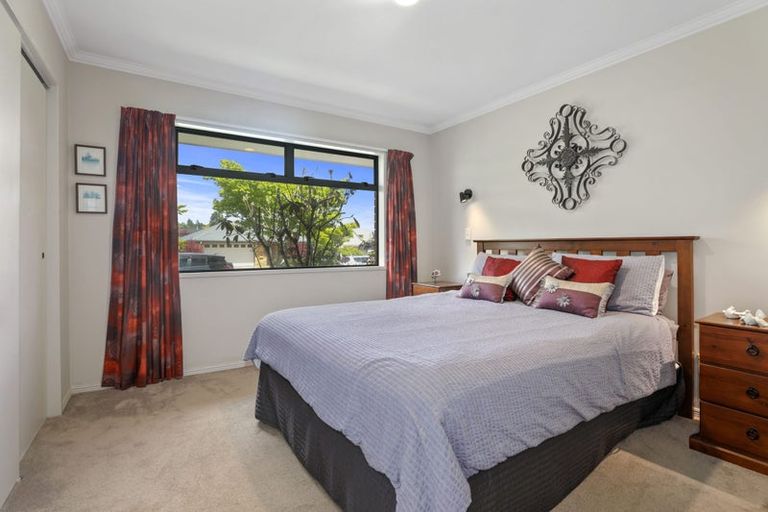 Photo of property in 6a Thelma Place, Lynmore, Rotorua, 3010