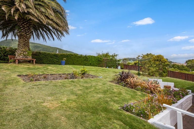 Photo of property in 36 Handyside Street, Tawa, Wellington, 5028