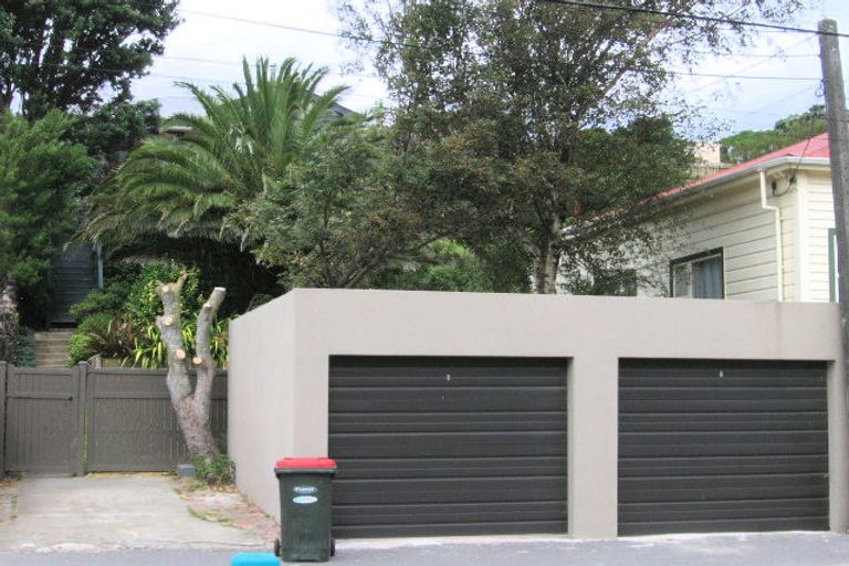 Photo of property in 519 Adelaide Road, Berhampore, Wellington, 6023