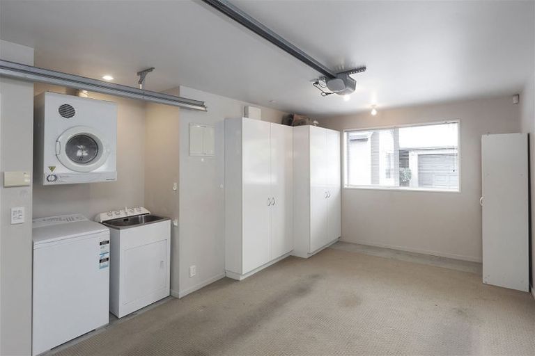 Photo of property in 2/2 Hamilton Avenue, Ilam, Christchurch, 8041