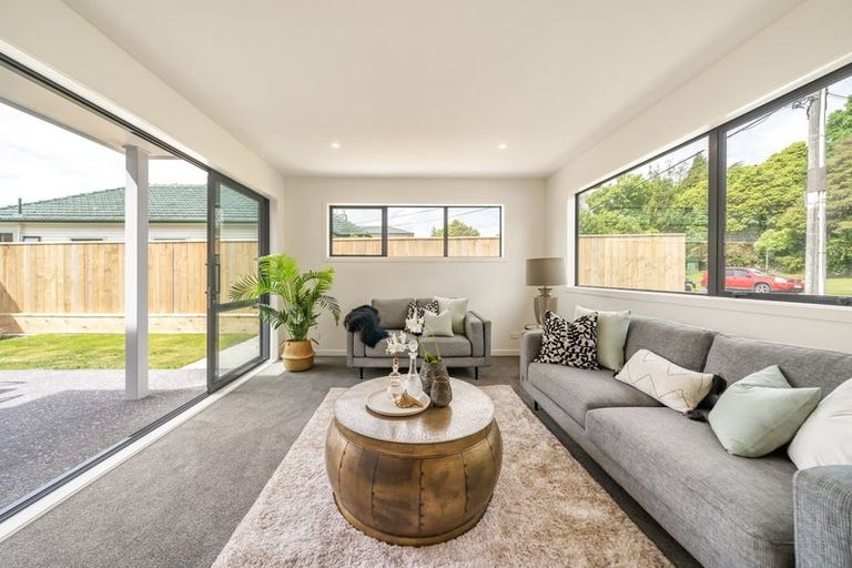 Photo of property in 47a Heretaunga Square, Silverstream, Upper Hutt, 5019