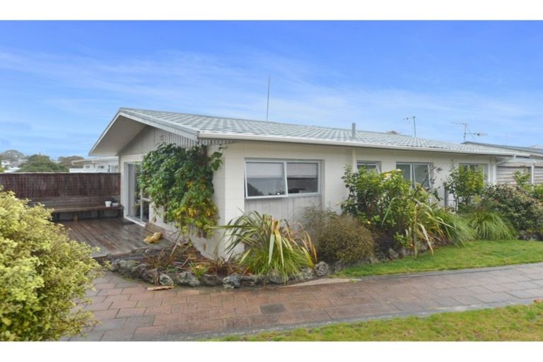 Photo of property in 2/81 Old Onerahi Road, Onerahi, Whangarei, 0110