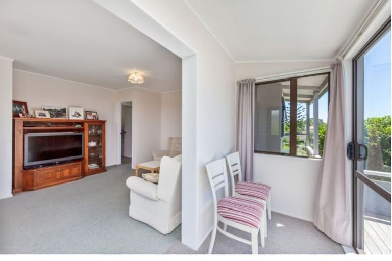 Photo of property in 65 Rodney Street, Wellsford, 0900