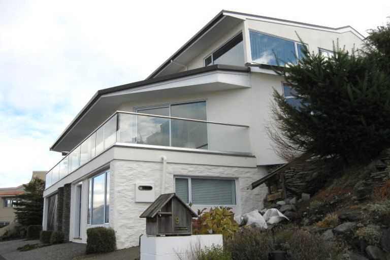 Photo of property in 9 Star Lane, Queenstown, 9300